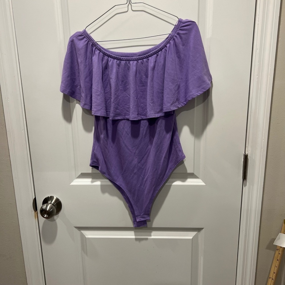 ZENANA Off Shoulder Ruffle Bodysuit Purple XL Snap‎ Closure